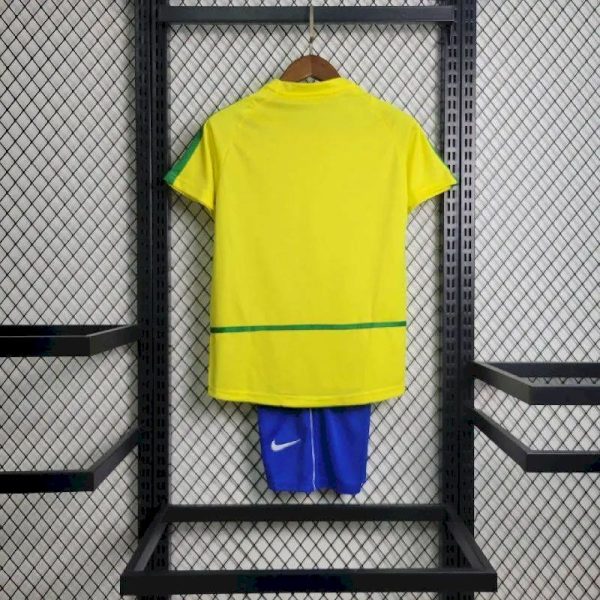 Brazil 2002 Home Kids Kit - Image 5
