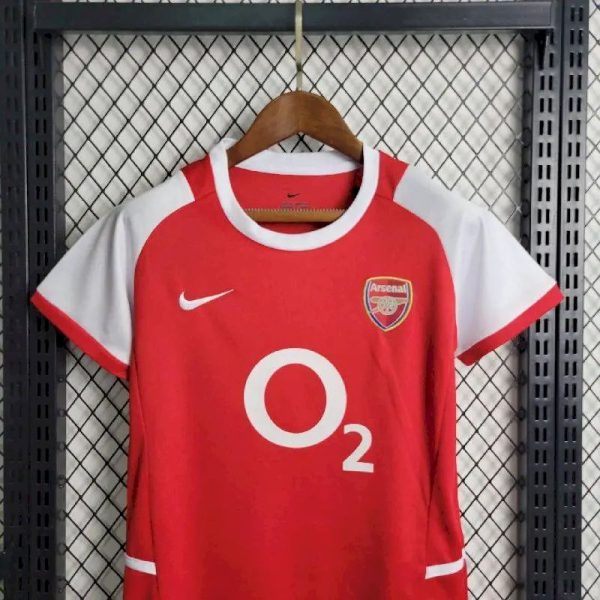 Arsenal 2002/04 Home Kids Kit - Image 2