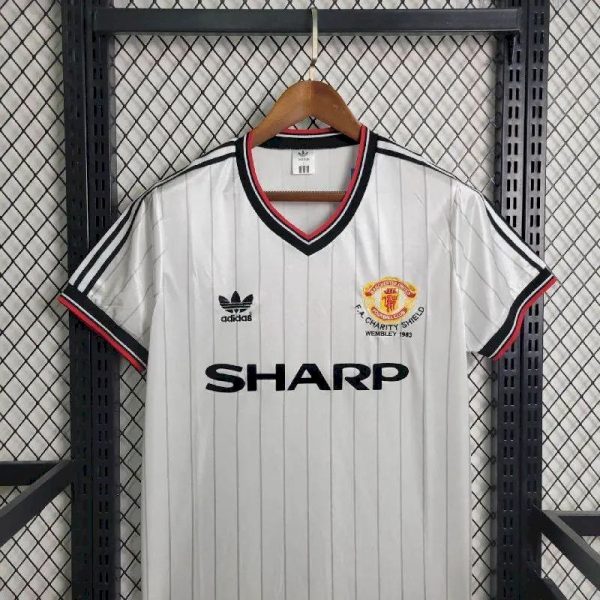 Manchester United 1983/84 Away Retro Jersey - Image 8