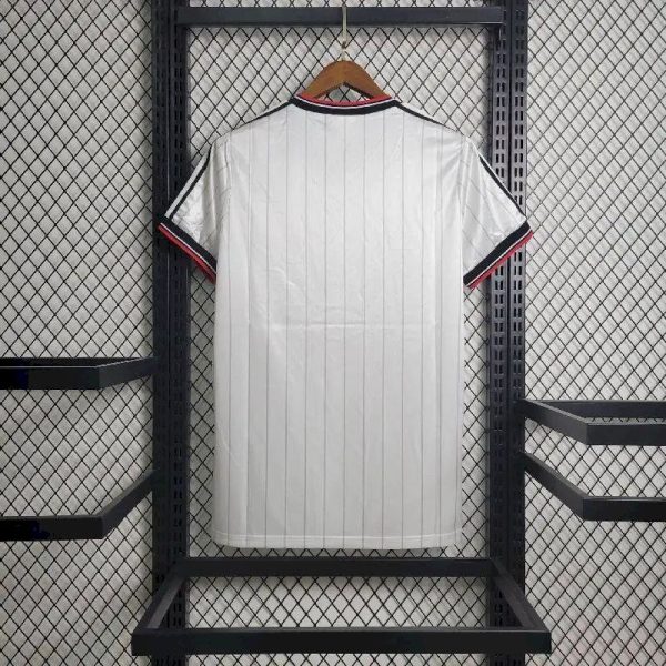 Manchester United 1983/84 Away Retro Jersey - Image 4