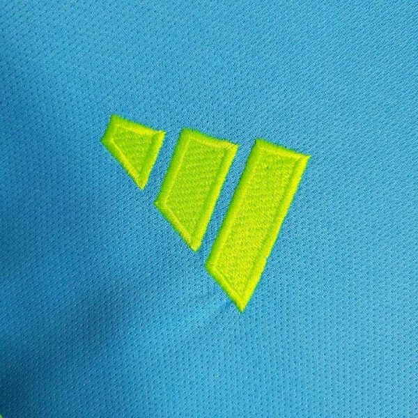 Arsenal 2023/24 Training Jersey - Image 5