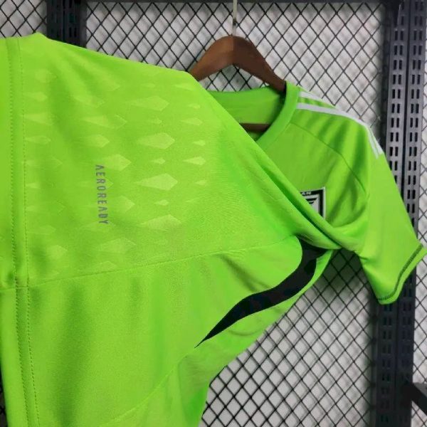 Japan 2023/24 Training Jersey - Image 3