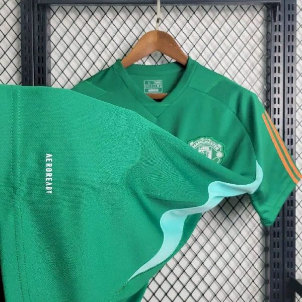Manchester United 2023/24 Pre-Match Training Jersey - Image 4