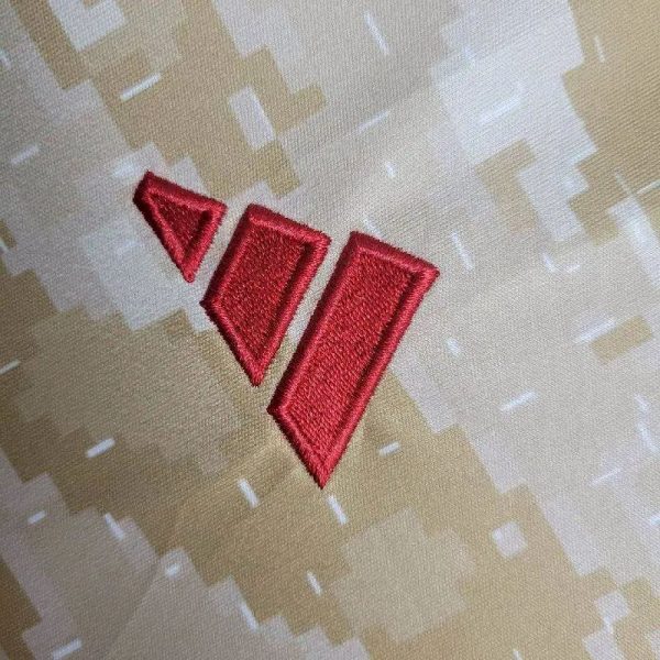 Nottingham Forest 2023/24 Pre-Match Training Jersey - Image 4