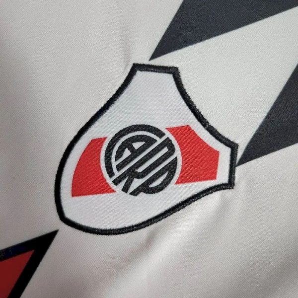River Plate 2023/24 Away Jersey - Image 4