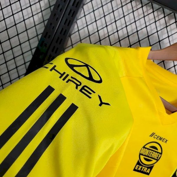 Tigres Uanl 2023/24 Pre-Match Training Jersey - Image 9