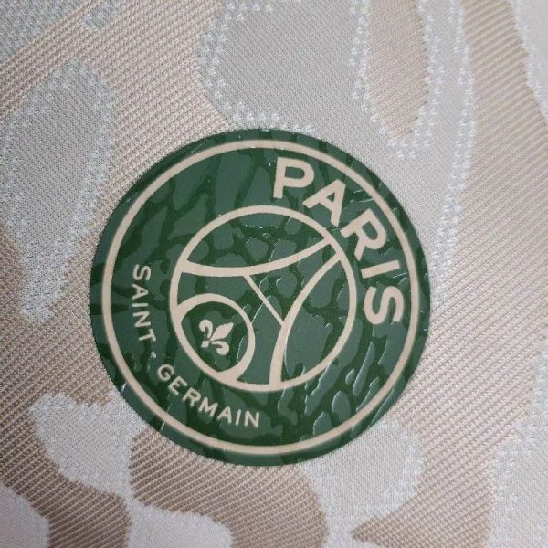 Paris Saint-Germain 2023/24 Fourth Jersey Player Version - Image 8