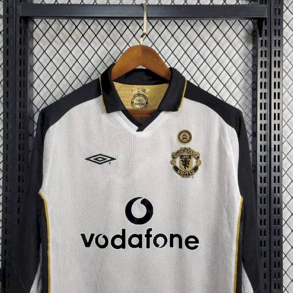 Manchester United 2001/02 Centenary Reversible Away And Third Long Sleeves Retro Jersey - Image 2