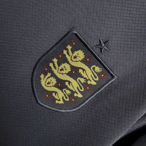 England 2024/25 Euro Away Kids Kit - Image 5