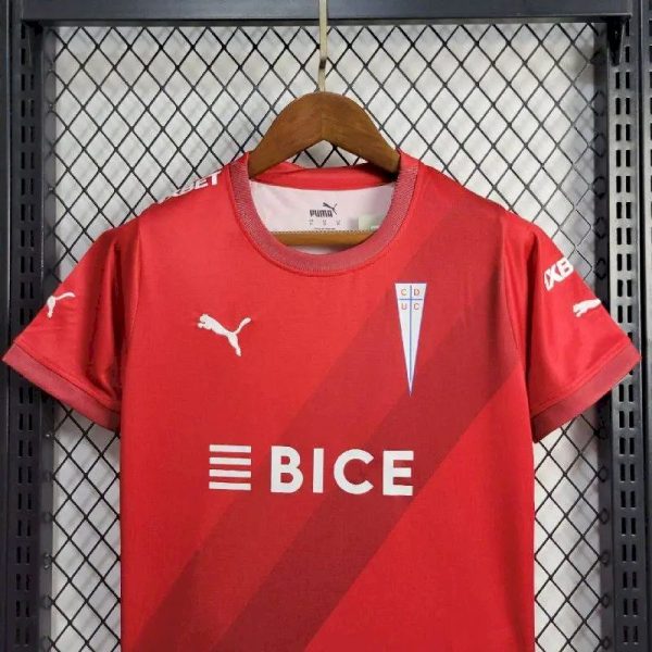 Club Deportivo Universidad Cat??Lica 2023/24 Away Kids Kit - Image 2