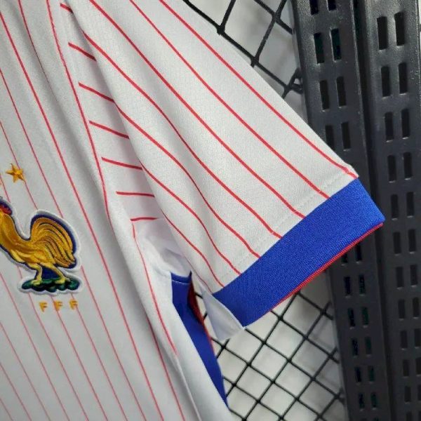 France 2024/25 Euro Away Womens Jersey - Image 4