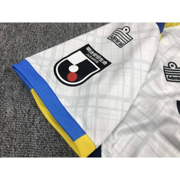 J¨²Bilo Iwata 2023/24 Away Jersey - Image 5