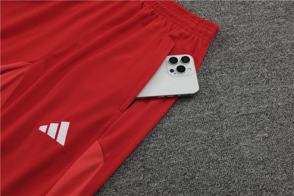 Bayern Munich 2023/24 Half-Zip Adult Sweater+Pant 14001 - Image 4