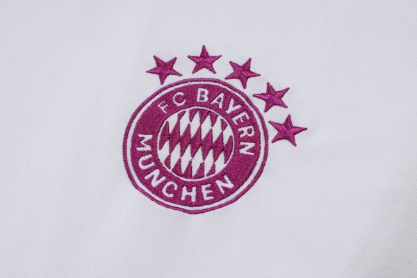 Bayern Munich 2023/24 Training Adult Jersey+3/4 Short 815 - Image 3