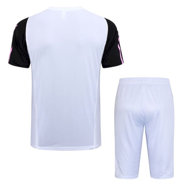 Juventus 2023/24 Training Adult Jersey+3/4 Short 815 - Image 2