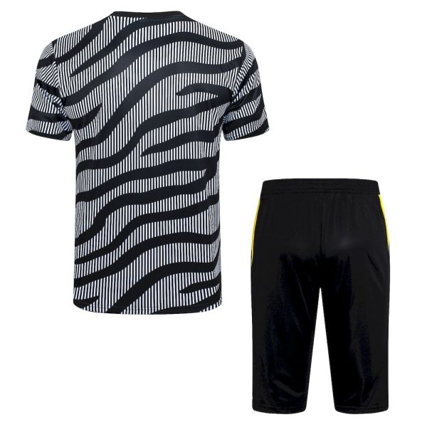 Juventus 2023/24 Training Adult Jersey+3/4 Short 815 - Image 2