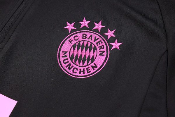 Bayern Munich 2023/24Half-Zip Adult Sweater+Pant 815 - Image 4