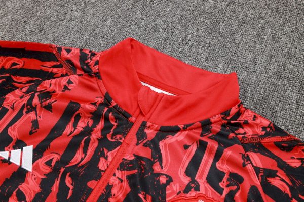 Manchester United 2023/24 Half-Zip Adult Sweater+Pant 815 - Image 3