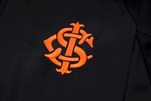 Internacional 2023/24 Training Adult Jacket+Pant 815 - Image 4