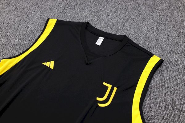 Juventus 2023/24 Adult Tank Top+Short 815 - Image 3