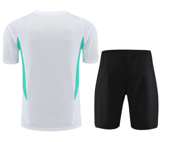 Manchester United 2023/24 Training Adult Jersey+Short 418 - Image 2