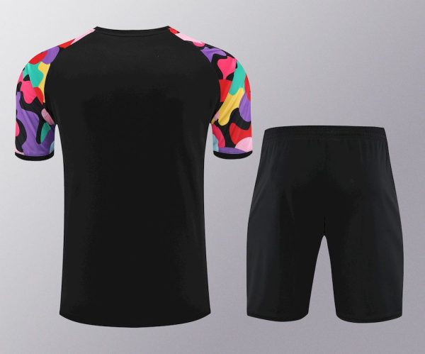Manchester United 2023/24 Training Adult Jersey+Short 418 - Image 2