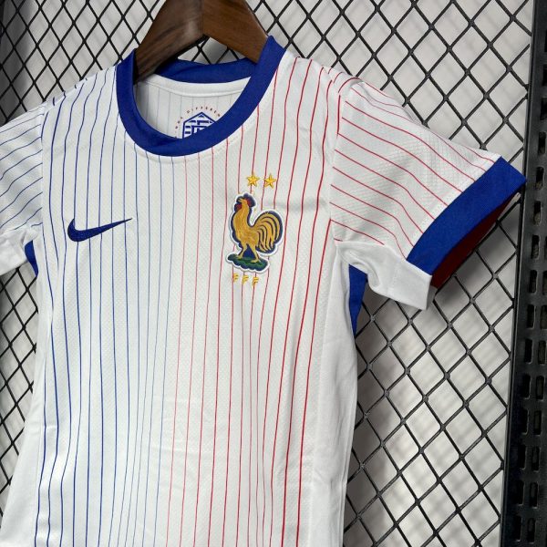 France 202/25 Euro Away Kids Kit - Image 2
