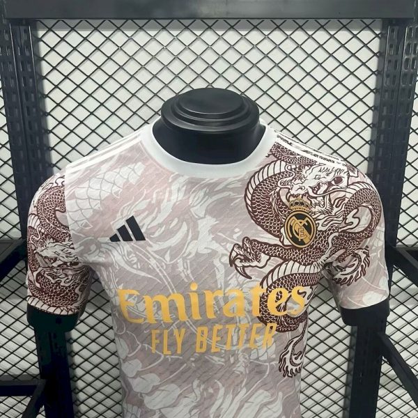 Real Madrid 2024/25 Special Edition Jersey Player Version - Image 3
