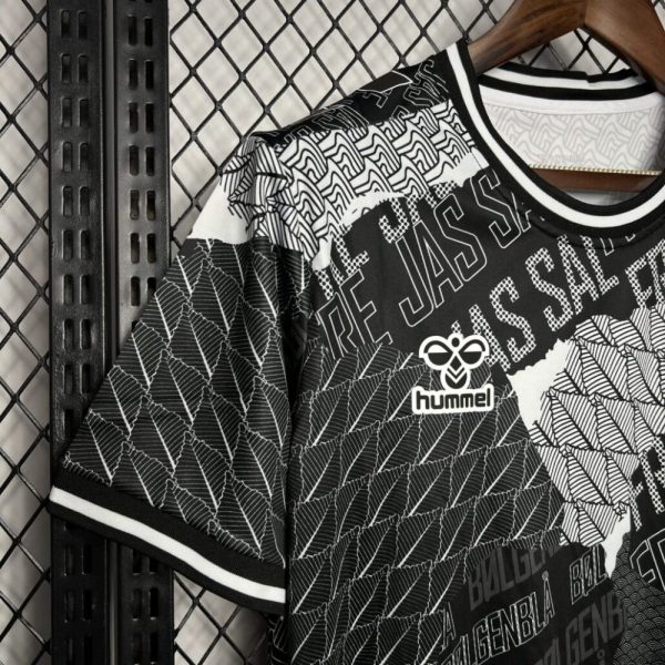 Denmark 2024/25 Euro Pre-Match Training Jersey - Image 4