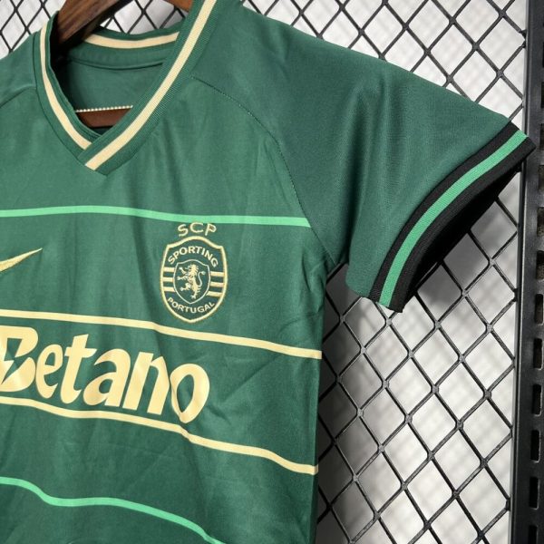 Sporting Cp 2024/25 Away Kids Kit - Image 5