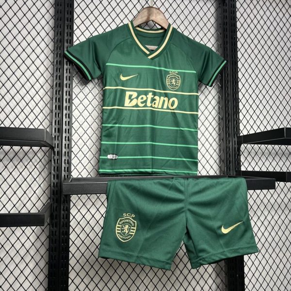 Sporting Cp 2024/25 Away Kids Kit - Image 3