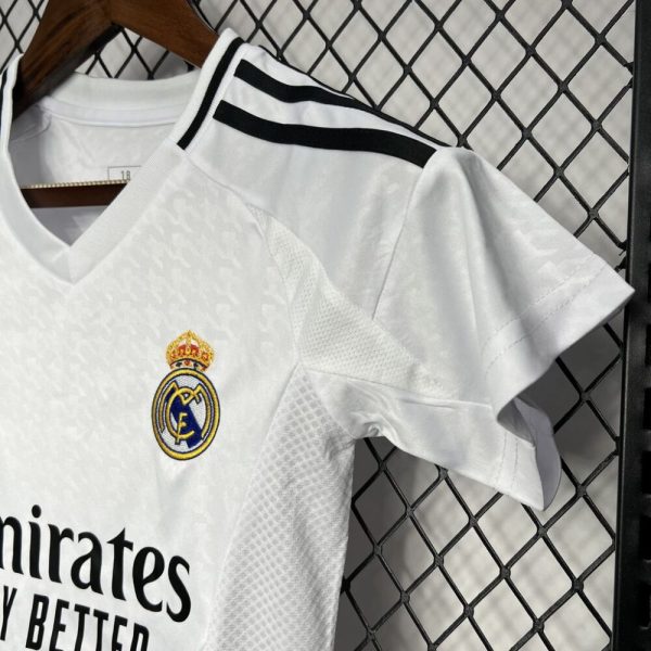 Real Madrid 2024/25 Home Kids Kit - Image 5