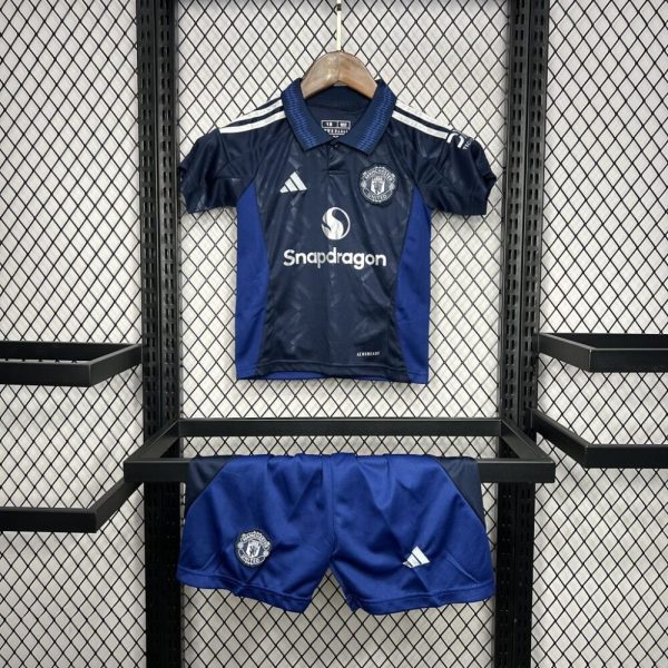Manchester United 2024/25 Away Kids Kit