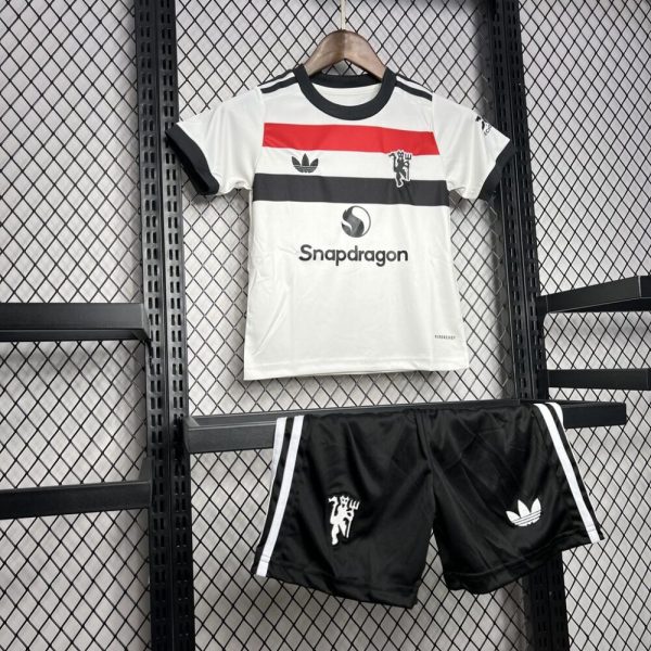 Manchester United 2024/25 Third Kids Kit - Image 3