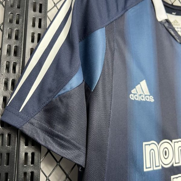 Newcastle United 2004/06 Away Retro Jersey - Image 6