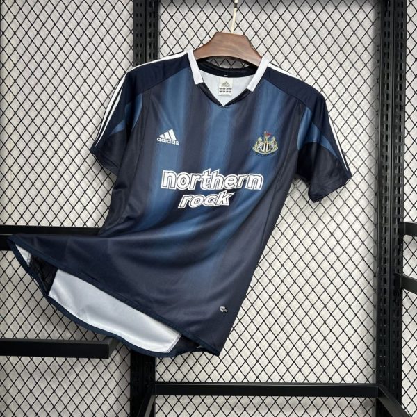 Newcastle United 2004/06 Away Retro Jersey - Image 8