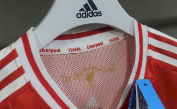 Liverpool 2024/25 Beatles Red Classic Jersey Player Version - Image 7