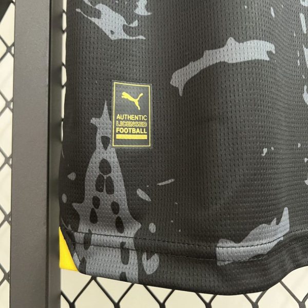 Borussia Dortmund 2023/24 Away Jersey - Image 8