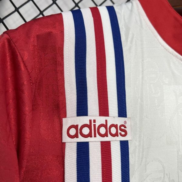Rangers 1996/97 Away Retro Jersey - Image 4