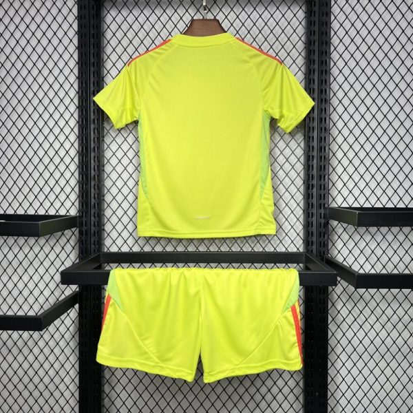 Celtic 2024/25 Goalkeeper Kids Kit - Image 2