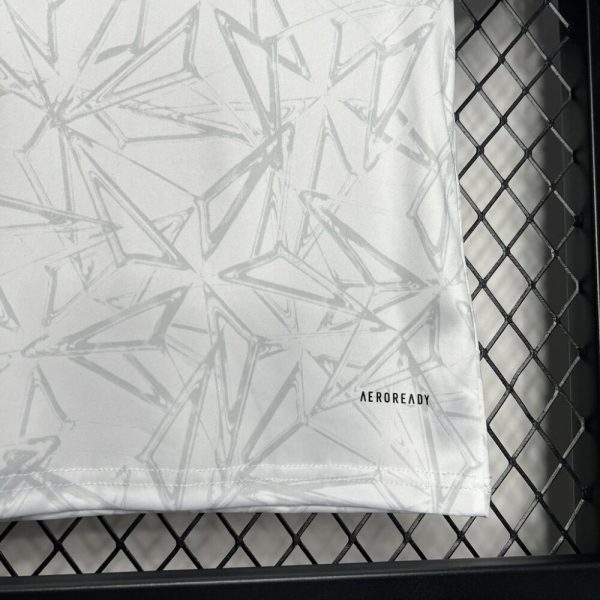 Real Madrid 2024/25 Pre-Match Training Kids Kit - Image 6