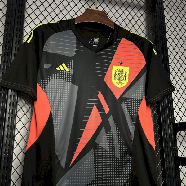 Spain 2024/25 Euro Goalkeeper Jersey - Image 6