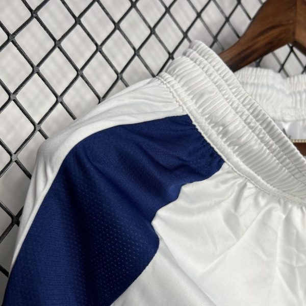 Arsenal 2024/25 Home Shorts - Image 3