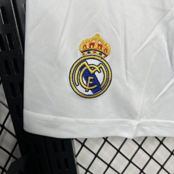 Real Madrid 2024/25 Home Shorts - Image 4