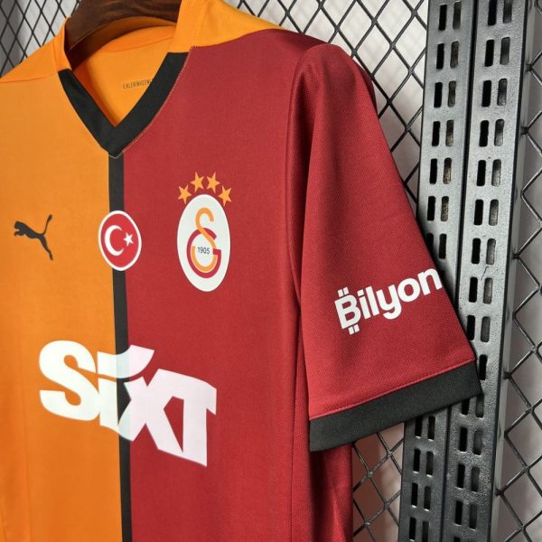 Galatasarays 2024/25 Home Jersey - Image 5
