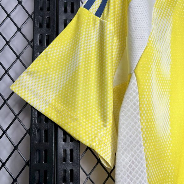 Juventus 2024/25 Away Jersey - Image 5