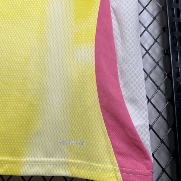 Juventus 2024/25 Away Jersey - Image 4