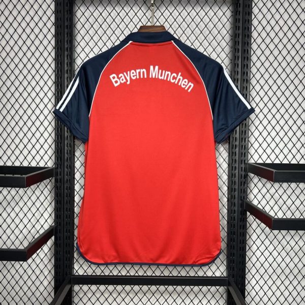 Bayern Munich 2000/01 Home Retro Jersey - Image 2