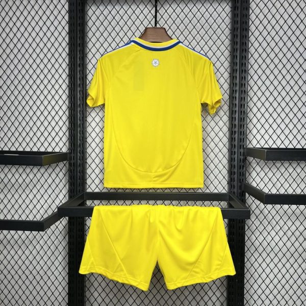Leeds United F.c. 2024/25 Away Kids Kit - Image 2