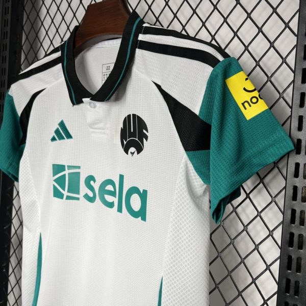 Newcastle United 2024/25 Third Kids Kit - Image 6